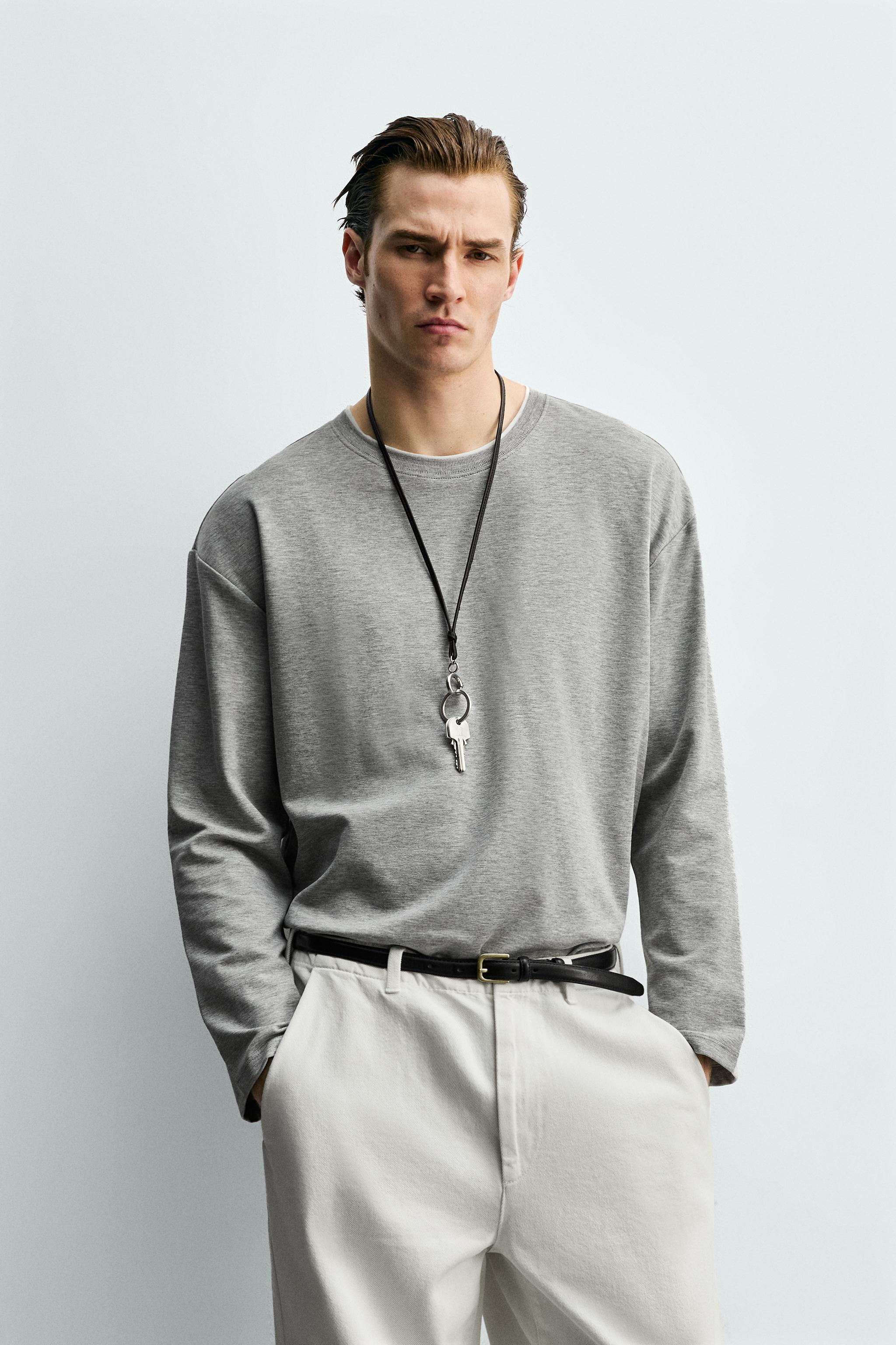 T-SHIRT AVEC FINITIONS DOUBLES EN CONTRASTE